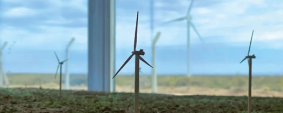 Molinos en un predio de energía eólica. 
